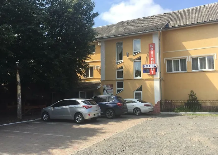 Kontinent Hotel Мукачево